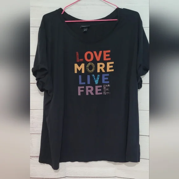 Euc Torrid 2 black  🖤 tshirt - Picture 6 of 6